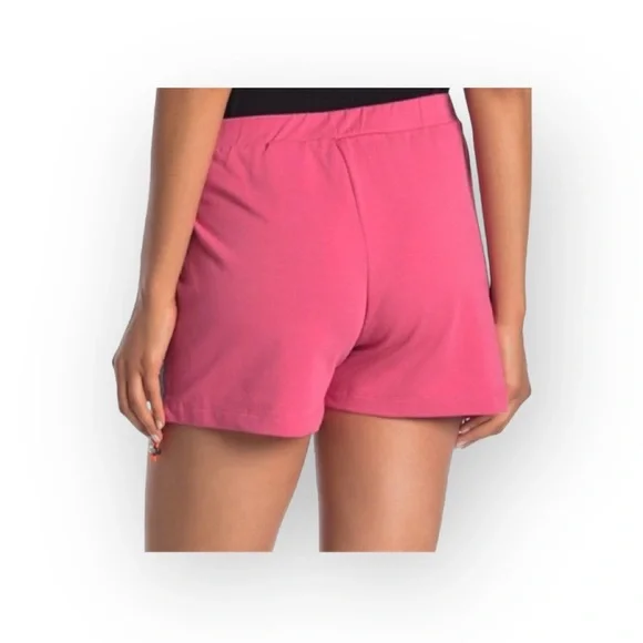 new Love Moschino ☻︎ Logo Zipper Detail Shorts ☻︎ Fuchsia Pink